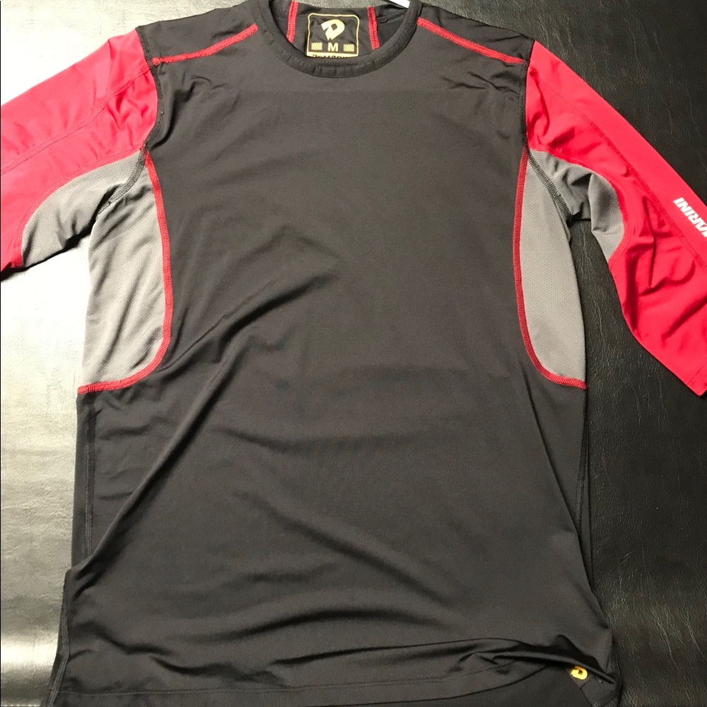 Demarini men’s medium compression 3/4 sleeve shirt